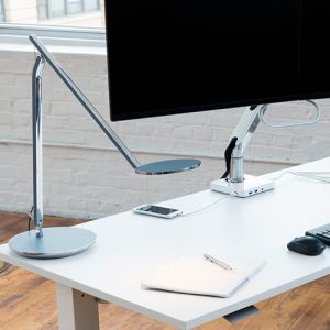 New Infinity LED Task Light by Humanscale