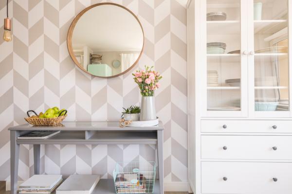 Pairing Bold Wallpaper with Neutral Furniture