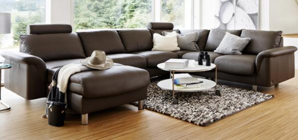 The Best Sofas for Those Who Love to Entertain