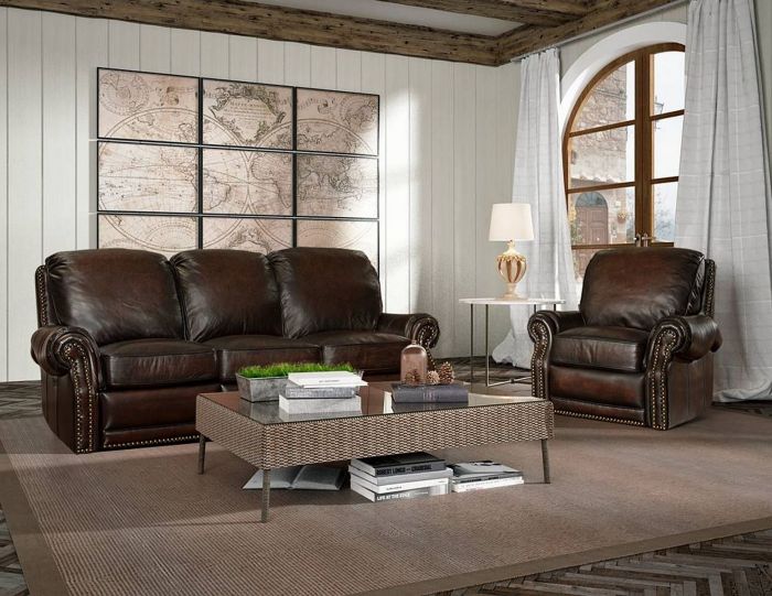 7 Luxury Pieces for a Traditional Living Room