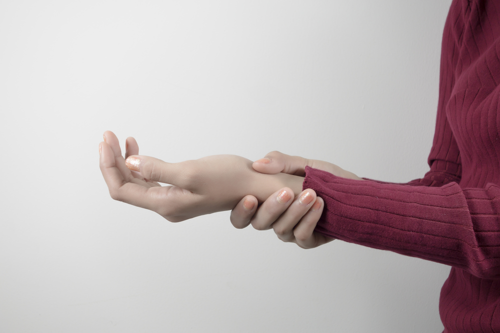 How to Design an Ergonomic Workspace When You Have Rheumatoid Arthritis
